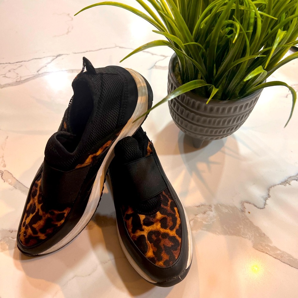 AK Sport slip on fashion shoes